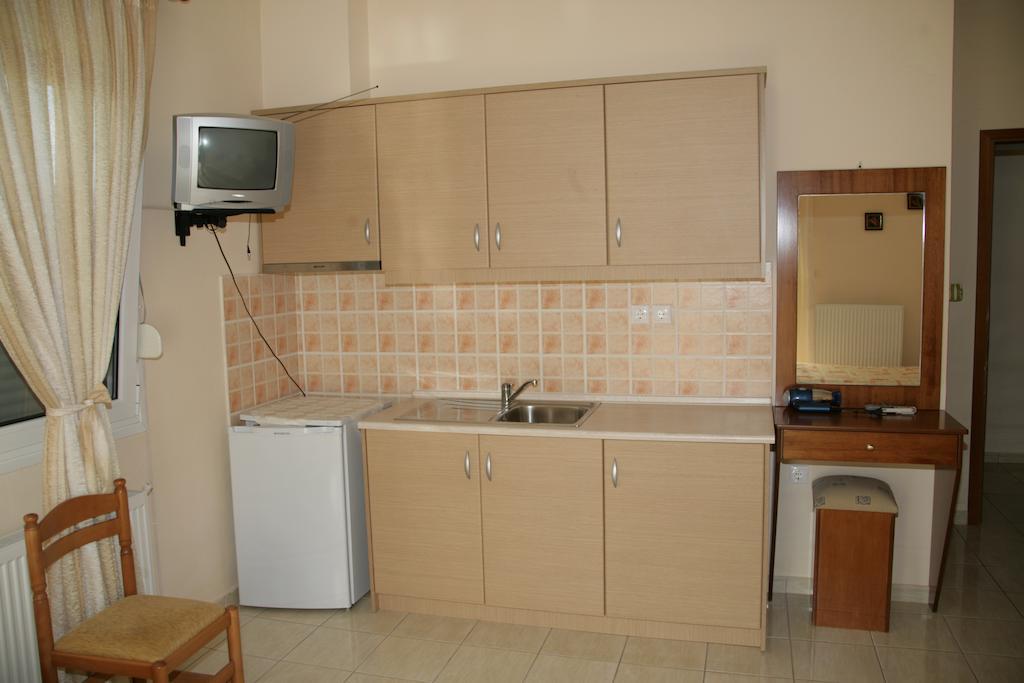 Elanthi Hostel Kastoria Habitación foto